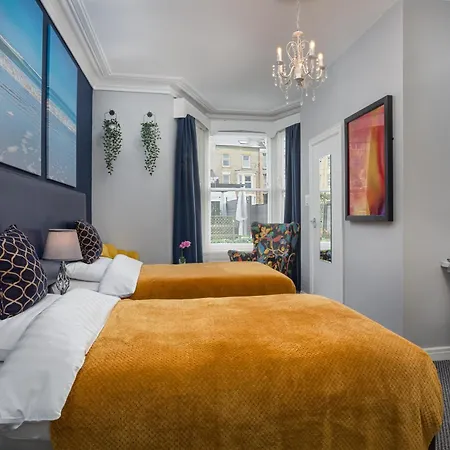 Glenholme Guest house