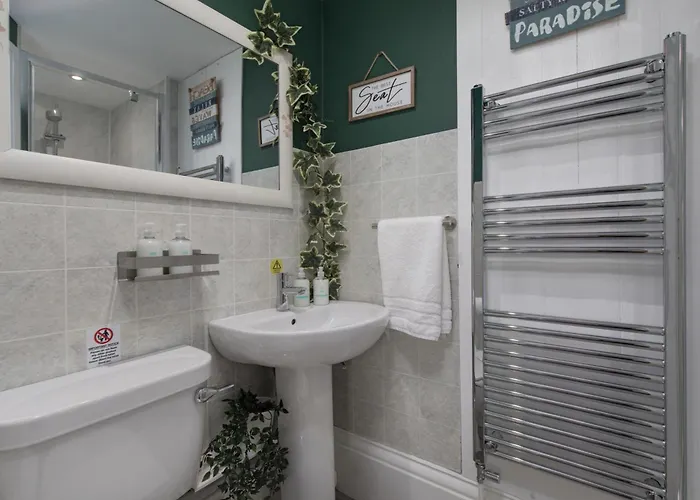 Glenholme Guest house 4*